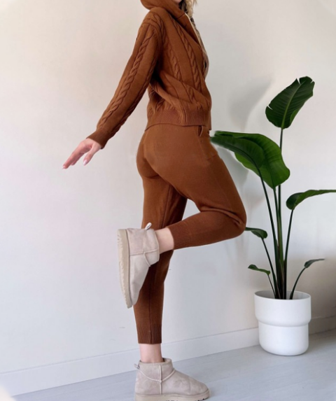 Conjunto Emily: cárdigan de punto trenzado