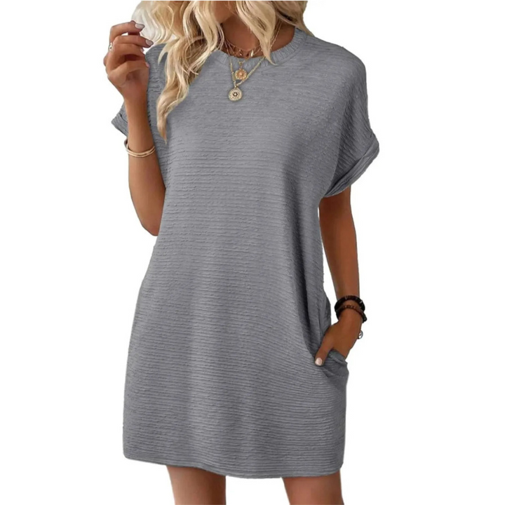 Nadia – Vestido camiseta minimalista