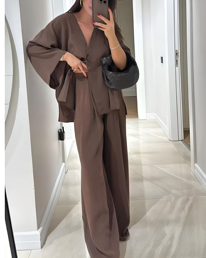 Amalia - Conjunto casual de dos piezas de top y pantalón con cuello en V
