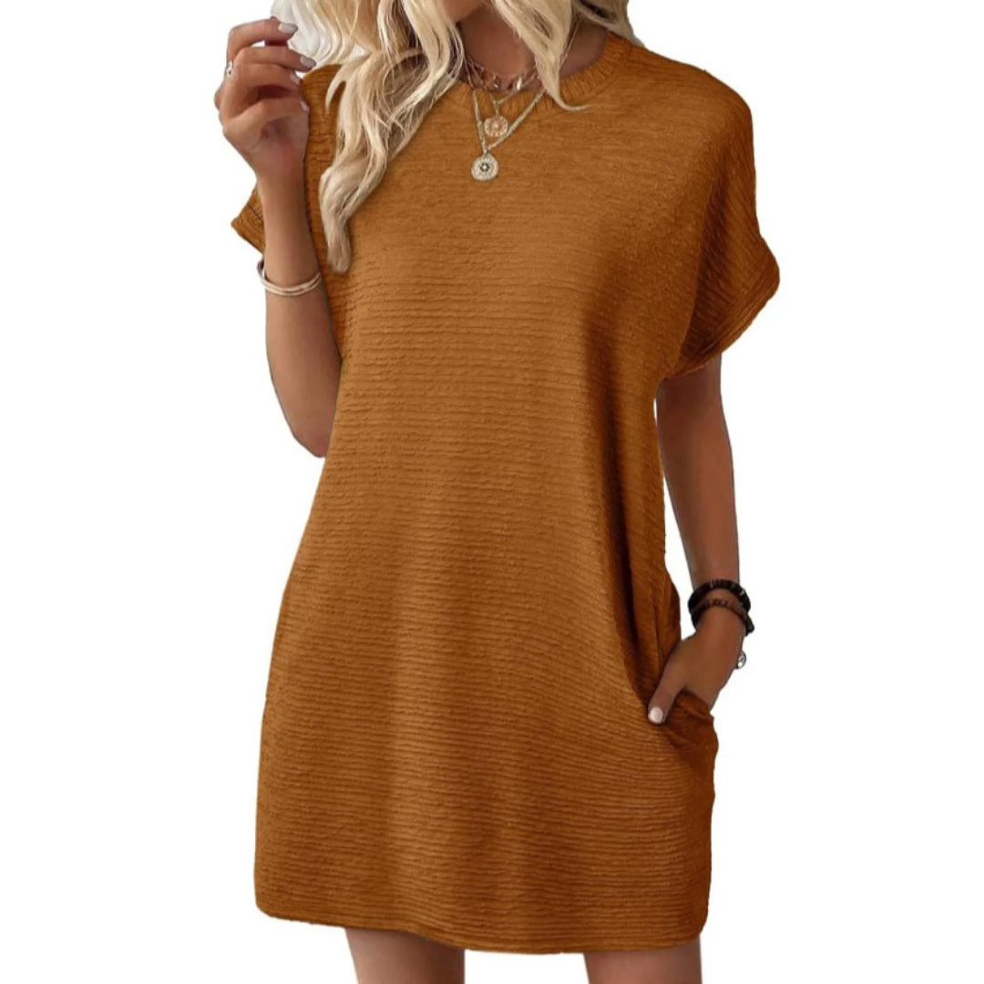 Nadia – Vestido camiseta minimalista