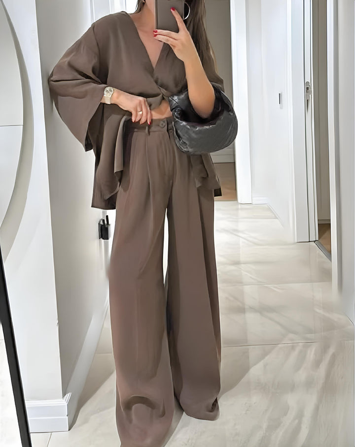 Amalia - Conjunto casual de dos piezas de top y pantalón con cuello en V