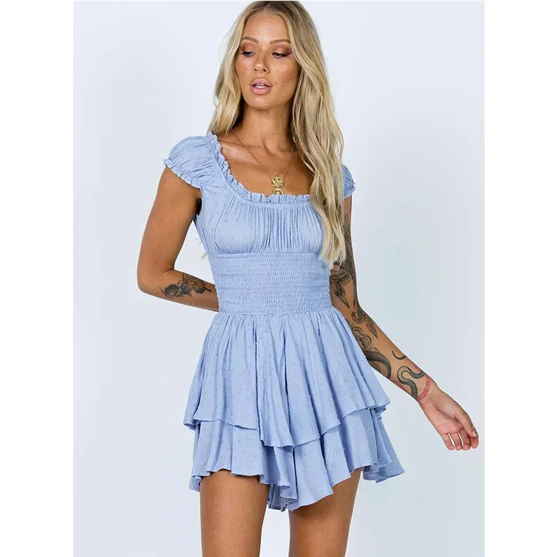 Celeste – Vestido vaporoso sin mangas, cuello cuadrado y falda escalonada