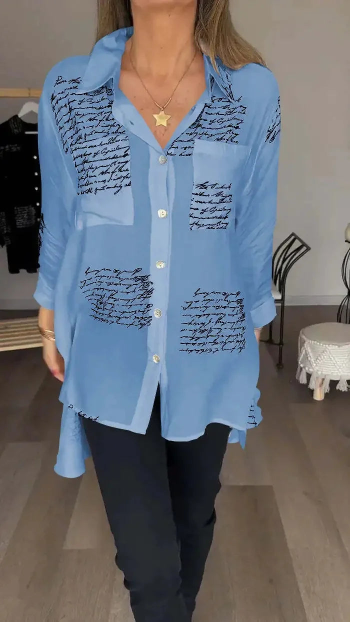 Gabriela – Camisa Oversize “Script Chic” con Botonadura