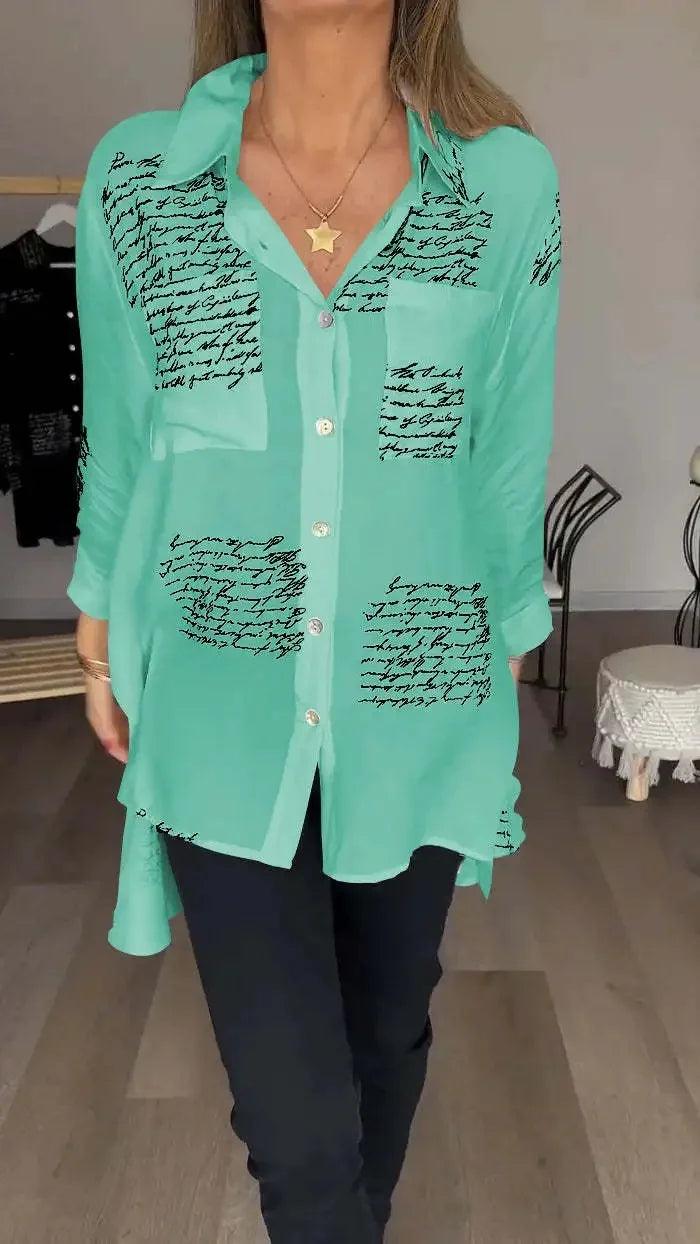Gabriela – Camisa Oversize “Script Chic” con Botonadura