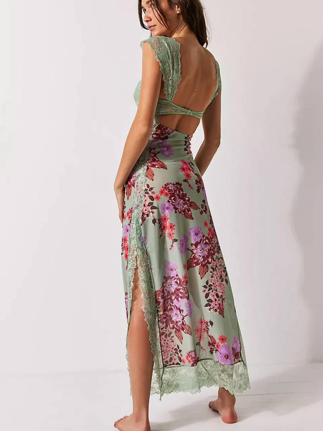 Isabel – Vestido lencero floral con encaje