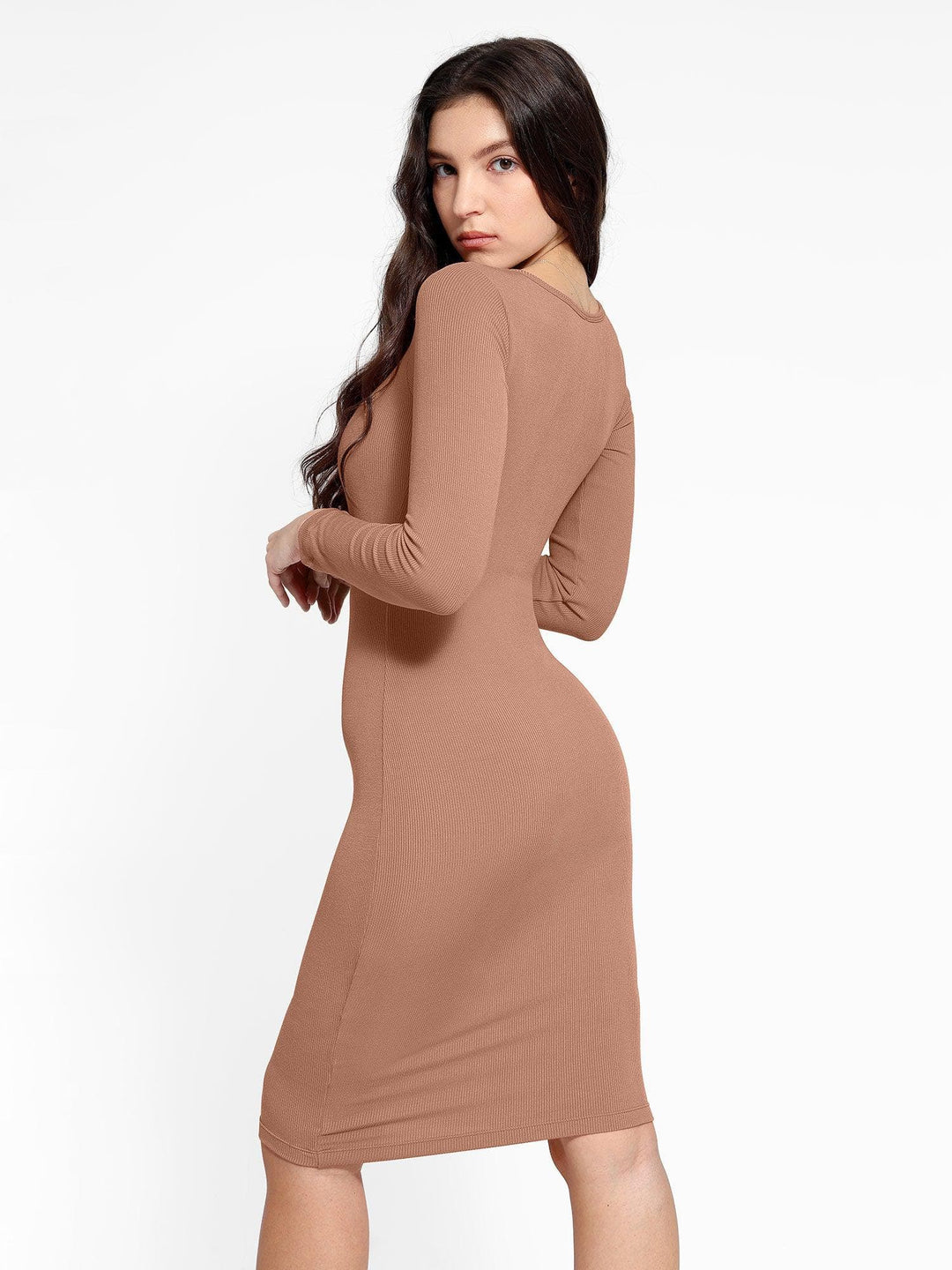 Vestido moldeador midi manga larga