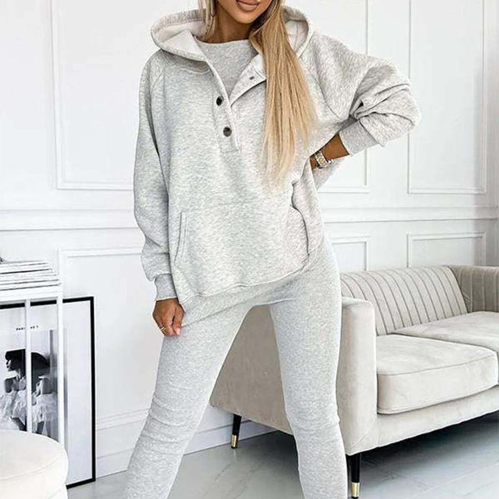 Conjunto deportivo Carmen 2025: sudadera con capucha + top ajustado + pantalón (set de 3 piezas)