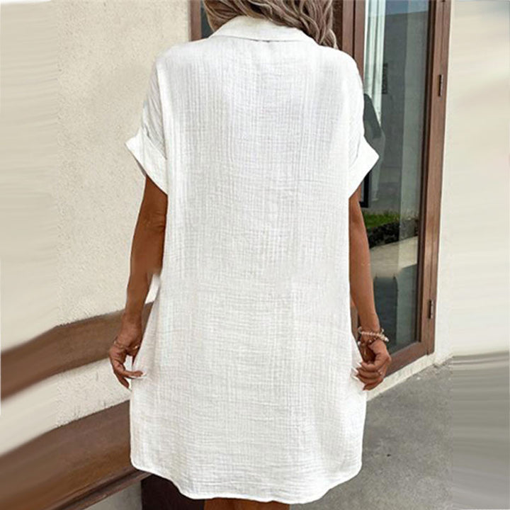 Vestido de verano con mangas cortas y escote en V
