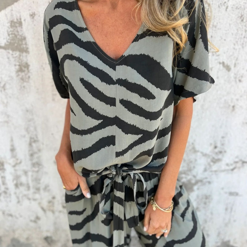 Conjunto cebra con top y pantalón