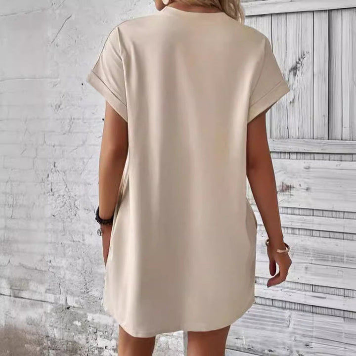 Vestido casual con cuello redondo y mariposas bordadas
