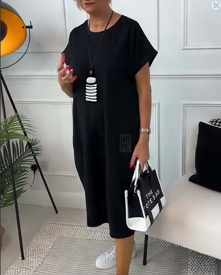 Vestido casual sencillo con estampado de letras y manga corta