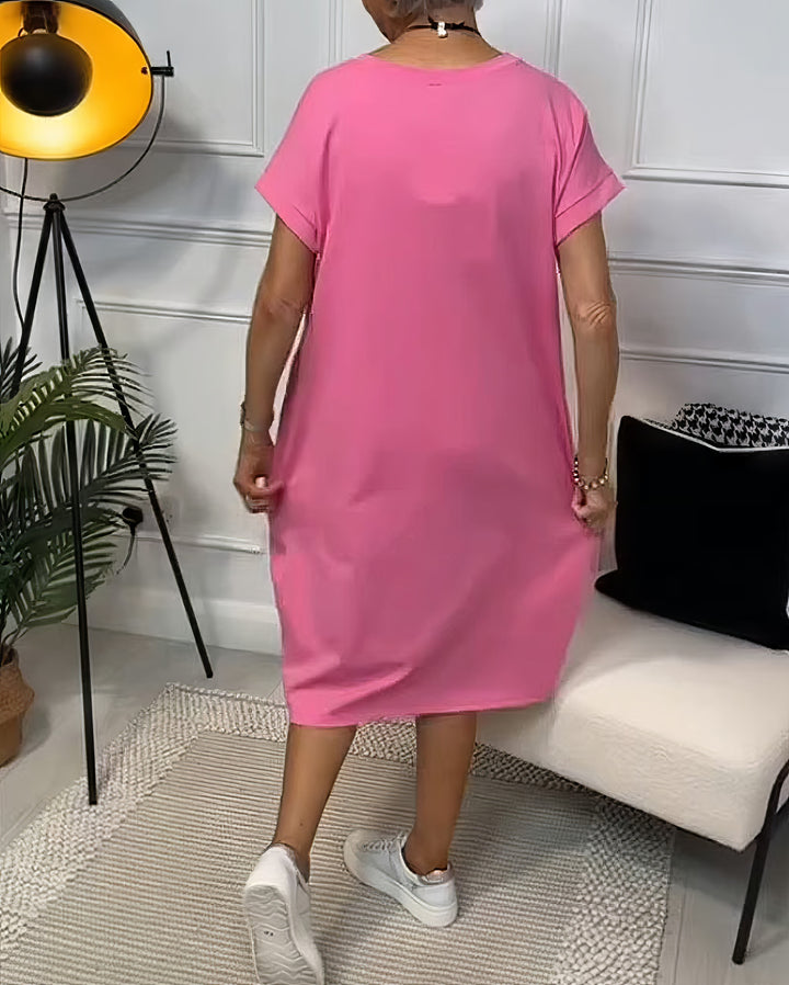 Vestido casual sencillo con estampado de letras y manga corta
