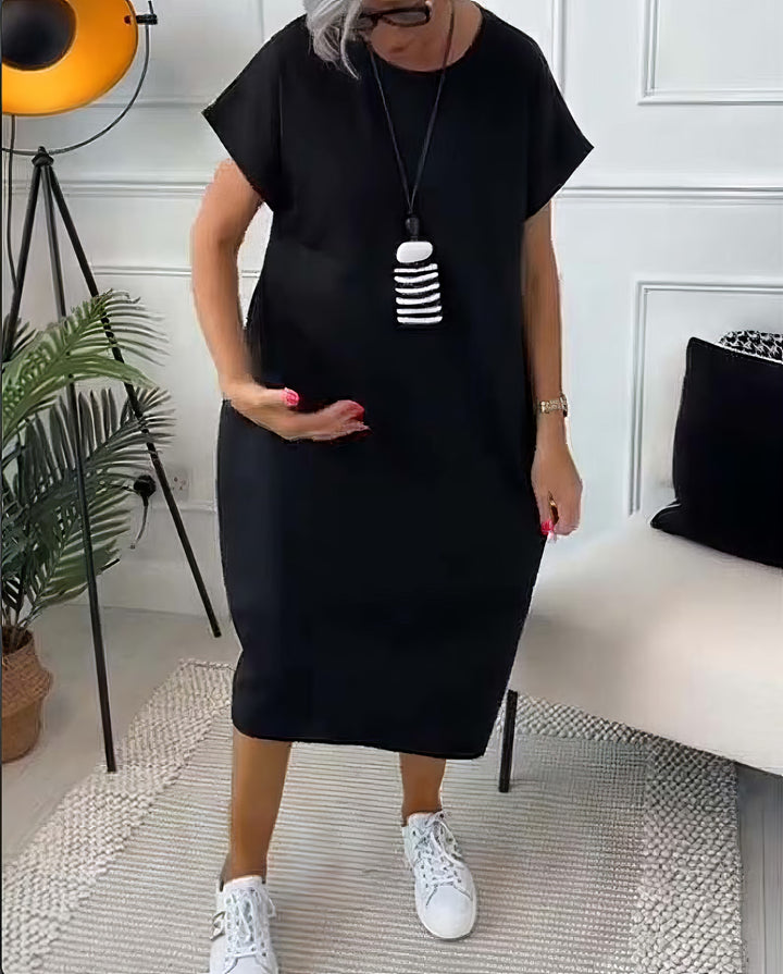 Vestido casual sencillo con estampado de letras y manga corta